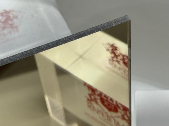 Зеркальный монолитный поликарбонат IRROX-REFLECTION GP, золото 3*595*595мм