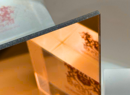 Зеркальный монолитный поликарбонат IRROX-REFLECTION GP, оранжевый, 2*1000*2000мм